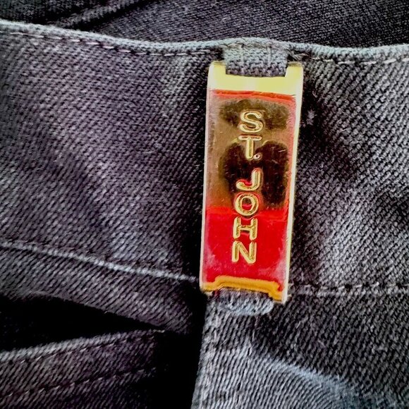 ST JOHN SPORT Marie Gray Black Cotton Blend Stretch Pants Gold Tone Trim 12 - Picture 4 of 5